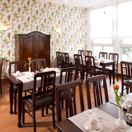 Achat Heidelberg Hotel Schwetzingen