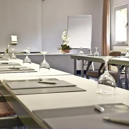 Hotel Achat Heidelberg 3*